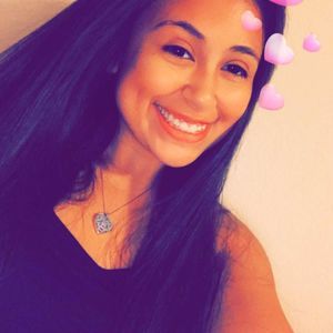 Meet your Posher, Corie